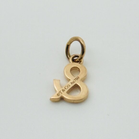 Tiffany Rose Gold Ampersand & Sign in 18K Yellow Gold - Picture 3 of 5